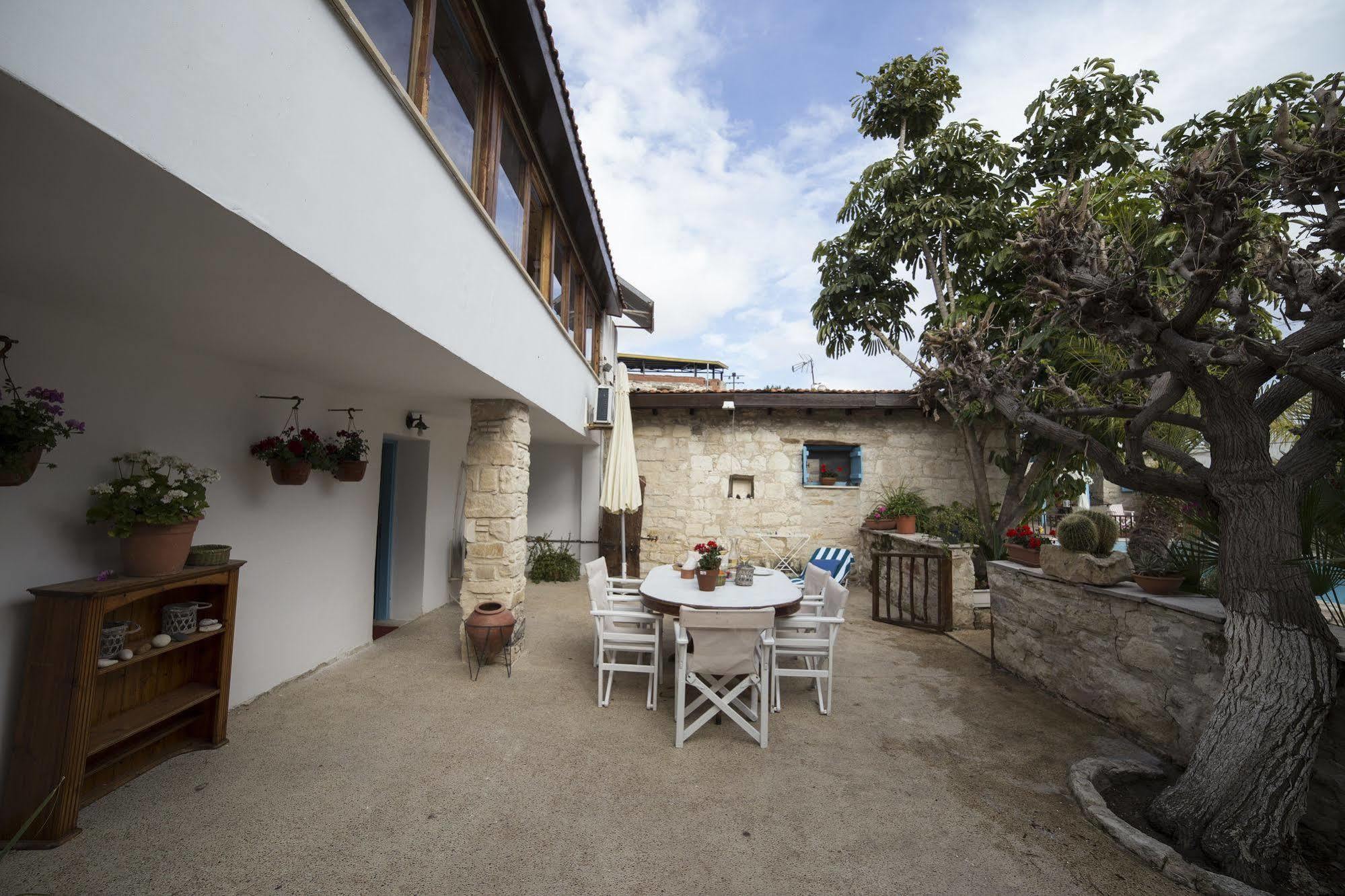 Cottage Houses Pentakomo Екстер'єр фото